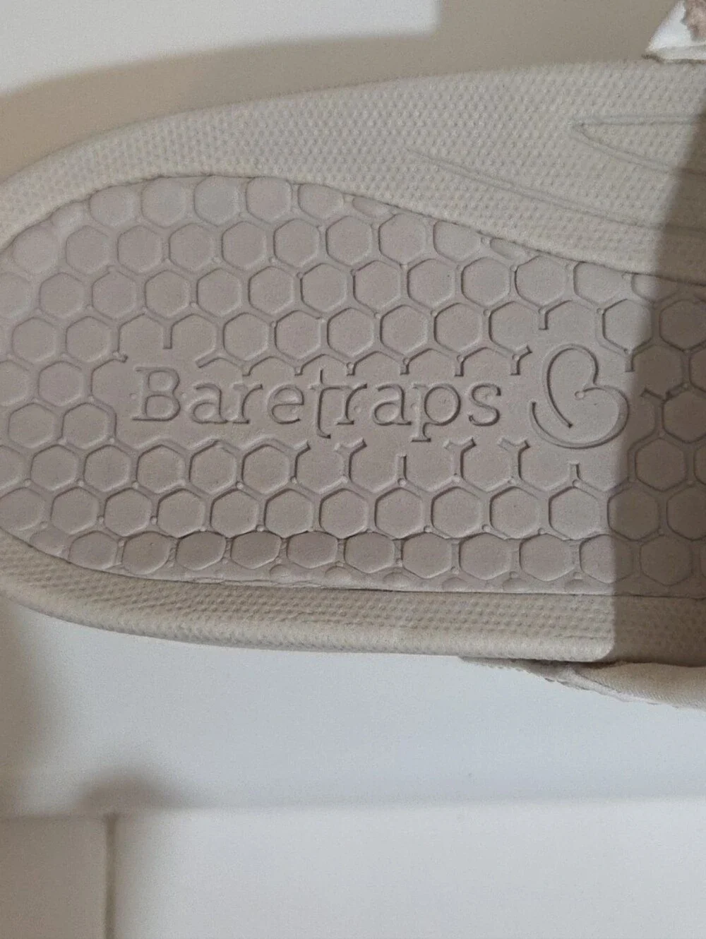 Baretraps Dasie Women's Thong Slide Flip Flop Beige Sandal Comfort Size 10